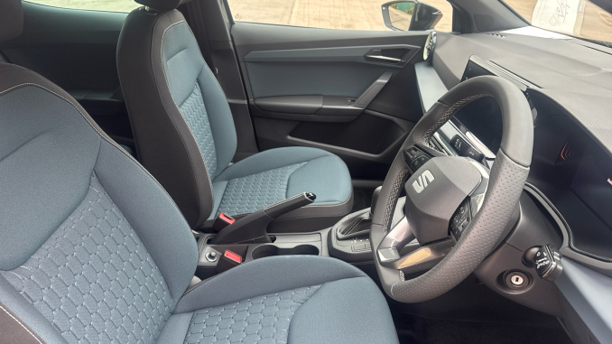 SEAT Arona 1.0 TSI 115 SE Technology 5dr DSG Petrol Hatchback - Image 15